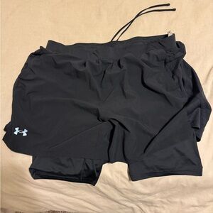 Under Armour Men's 2-1 Black Shorts XXL
